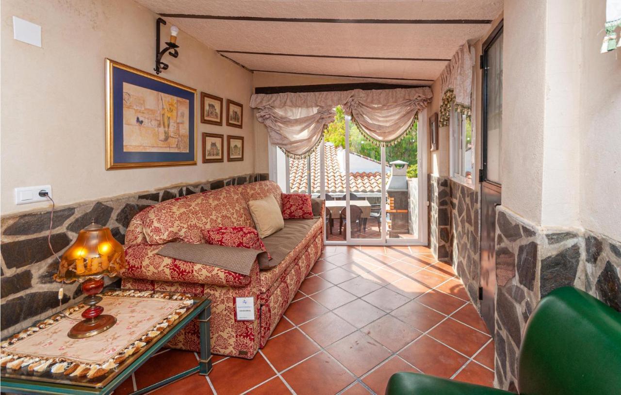 Awesome Home In Antequera With Wifi Zewnętrze zdjęcie