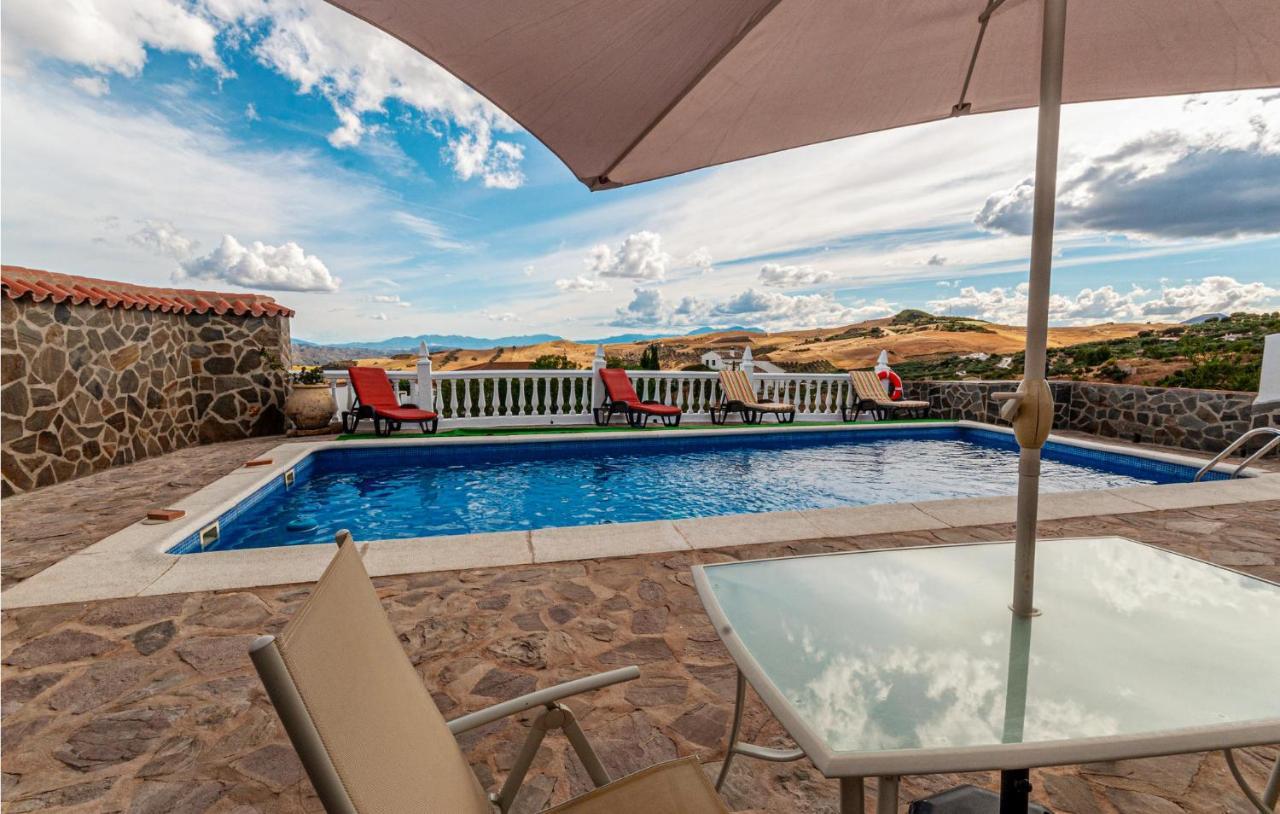 Awesome Home In Antequera With Wifi Zewnętrze zdjęcie