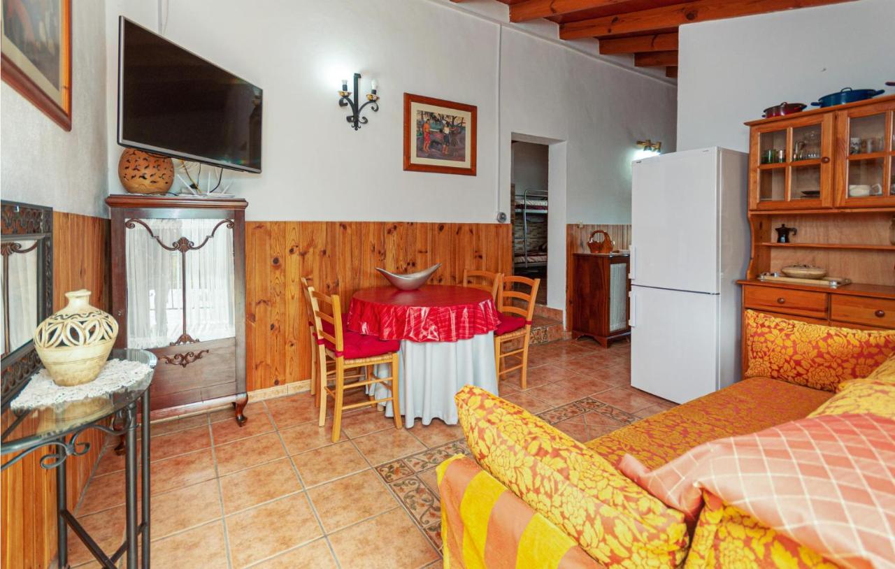 Awesome Home In Antequera With Wifi Zewnętrze zdjęcie